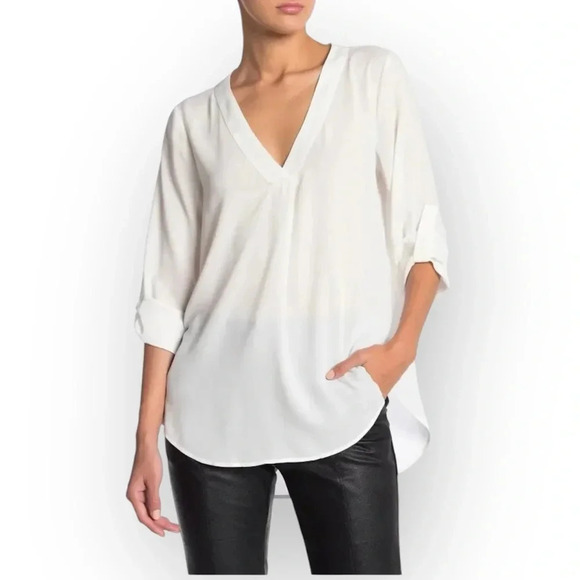 Lush Womens V-Neck Tunic Blouse Roll Tab Sleeves White Size L Casual NWOT - Picture 1 of 10